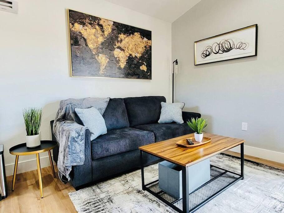 Villa Penthouse At Meadow View!